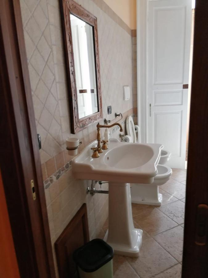 Bed And Breakfast Family Palazzo Stillitano Stilo Exterior foto
