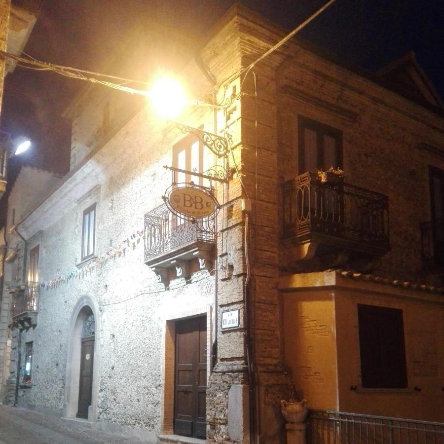 Bed And Breakfast Family Palazzo Stillitano Stilo Exterior foto